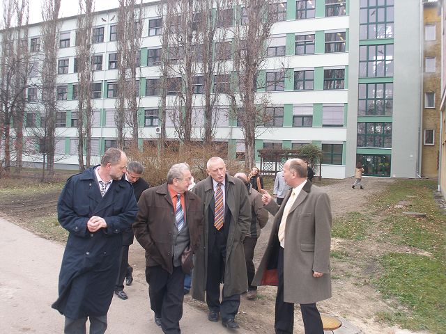 img00035.jpg