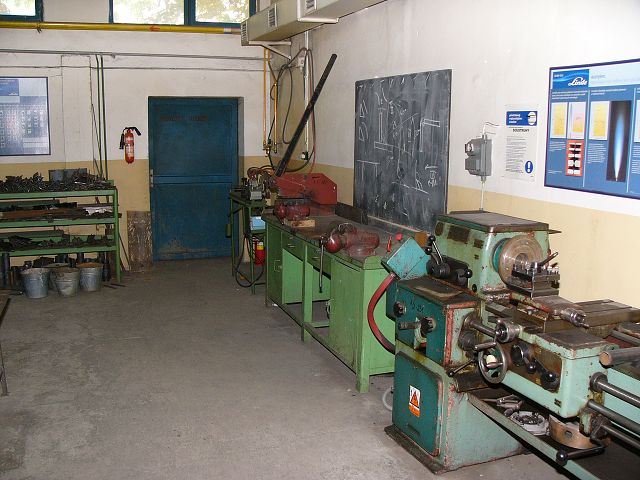 img00033.jpg