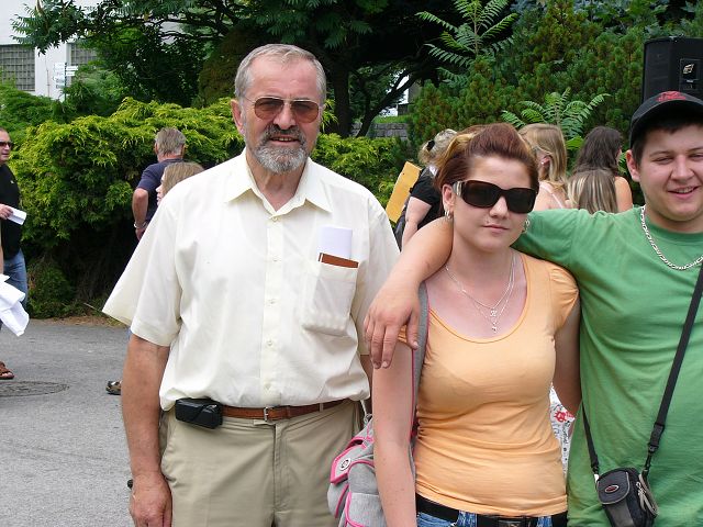 img00157.jpg