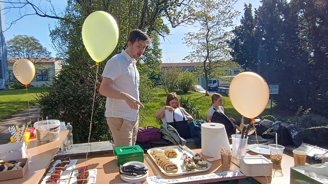 img00008.jpg