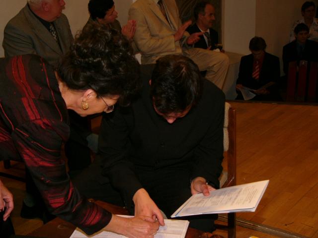 img00109.jpg