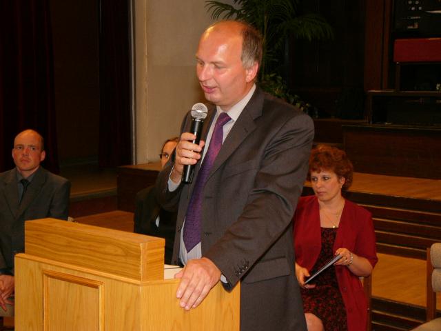 img00198.jpg