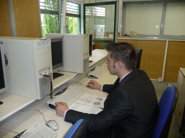 img00206.jpg
