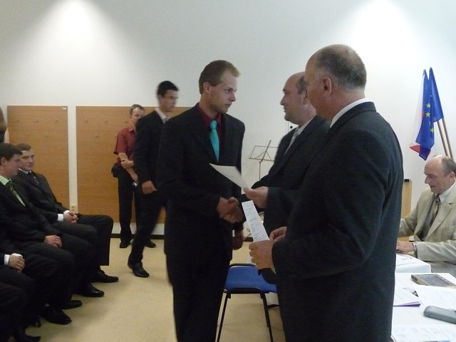 img00145.jpg