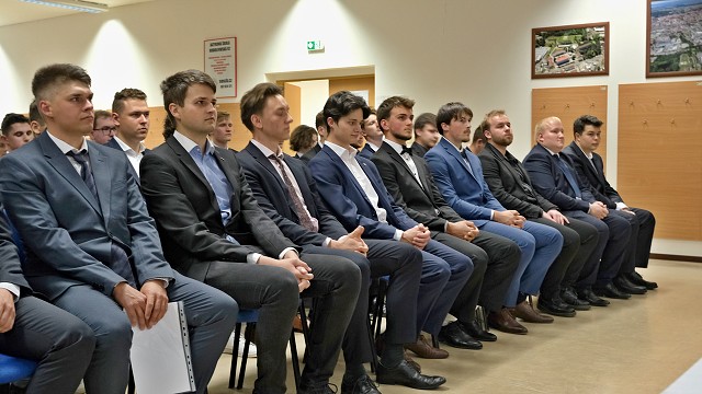 img00046.jpg