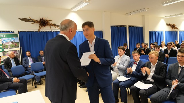 img00120.jpg