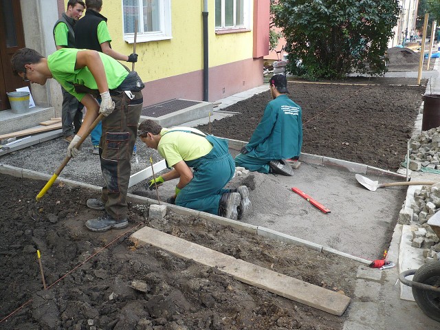 img00028.jpg