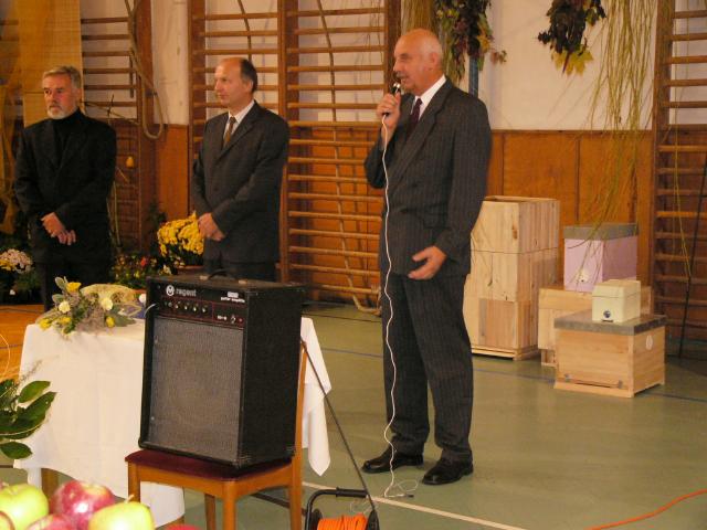 img00068.jpg