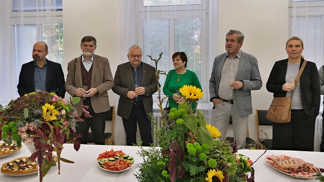 img00013.jpg